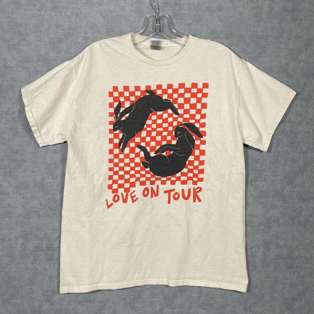 Harry Styles Love on Tour tee.